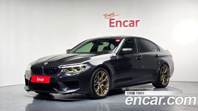 BMW M5 2018 — photo 1