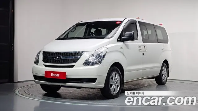 Hyundai Starex 2016 — photo 1