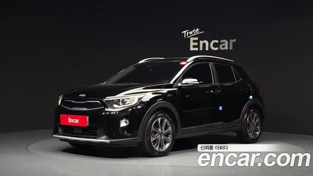Kia Stonic 2019 — photo 1