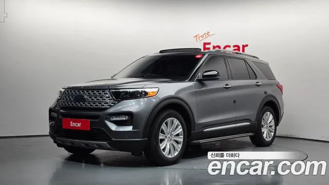 Ford Explorer 2021 — photo 1