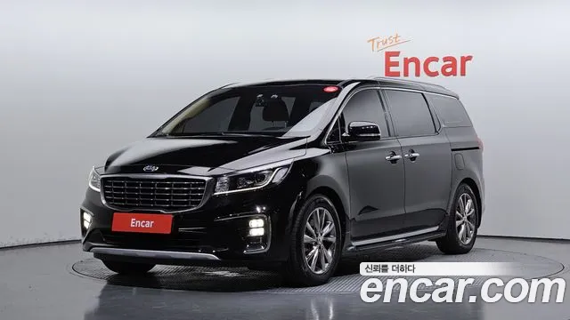 Kia Canival 2019 — photo 1