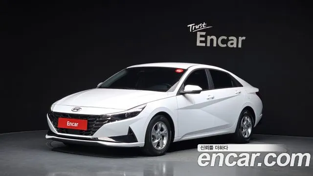 Hyundai AVANTE 2023 — photo 1