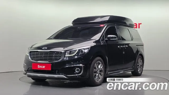 Kia Canival 2018 — photo 1
