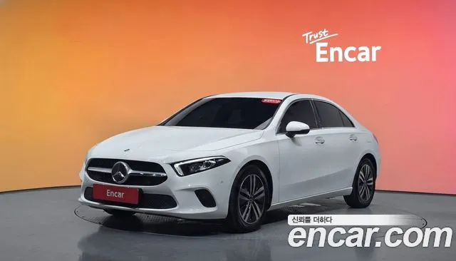 Mercedes-Benz A-Class 2021 — photo 1