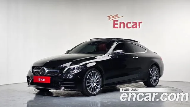 Mercedes-Benz C-Class 2023 — photo 1