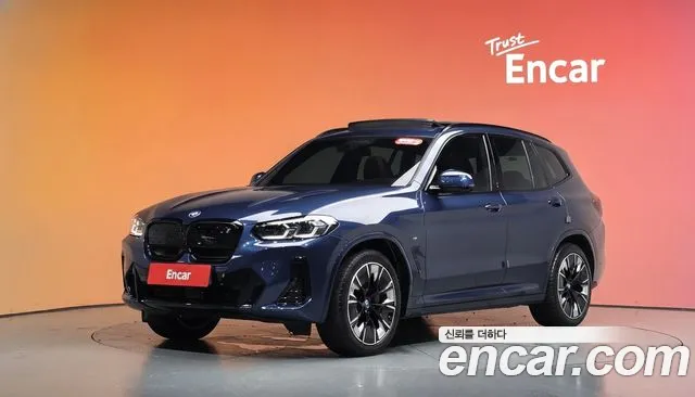 BMW iX3 2025 — photo 1