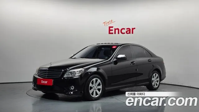 Mercedes-Benz C-Class 2009 — photo 1