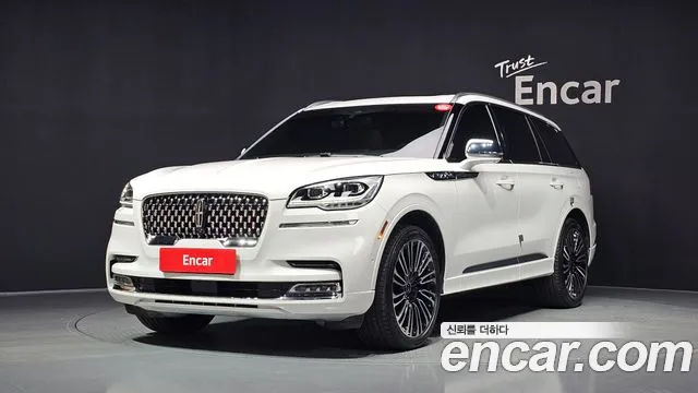 Lincoln Aviator 2022 — photo 1