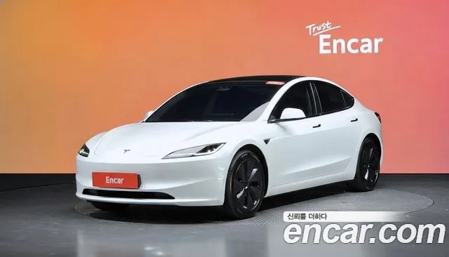 Tesla Model 3 2024 — photo 1