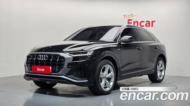 Audi Q8 2023 — photo 1