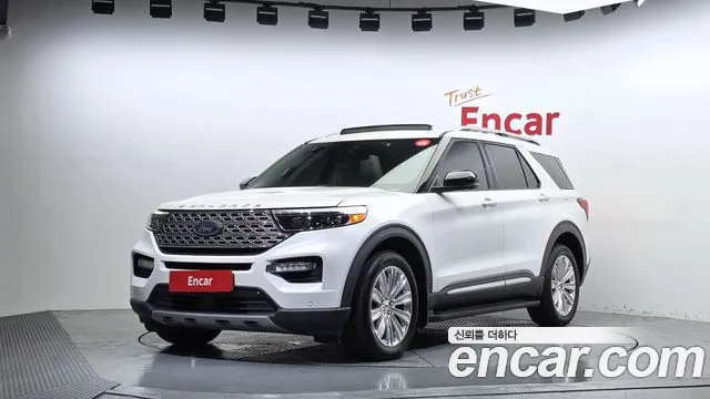 Ford Explorer 2020 — photo 1