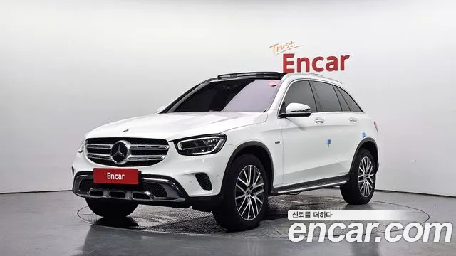 Mercedes-Benz GLC-Class 2021 — photo 1
