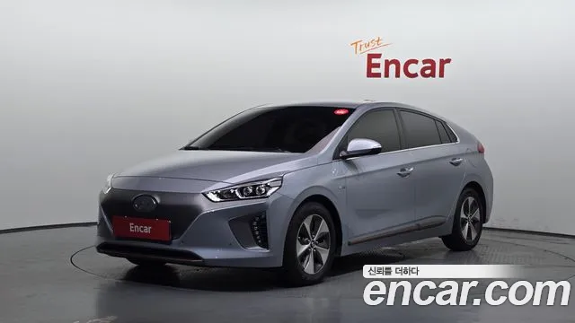 Hyundai Ioniq 2018 — photo 1