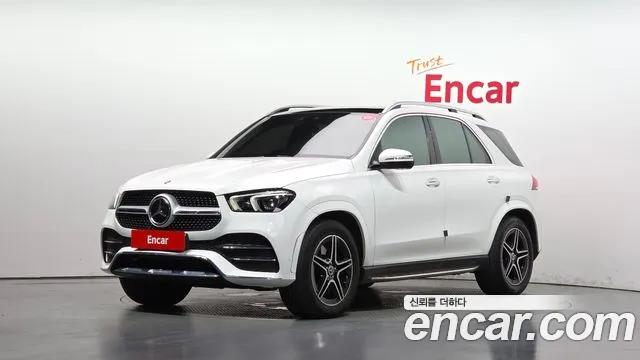 Mercedes-Benz GLE-Class 2021 — photo 1