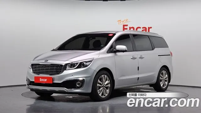 Kia Canival 2015 — photo 1