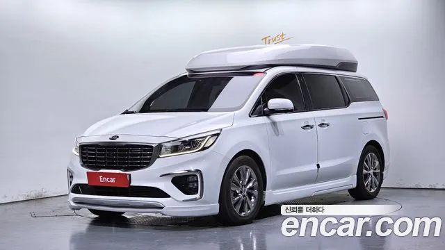 Kia Canival 2019 — photo 1