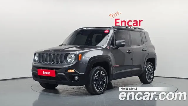 Jeep Renegade 2018 — photo 1