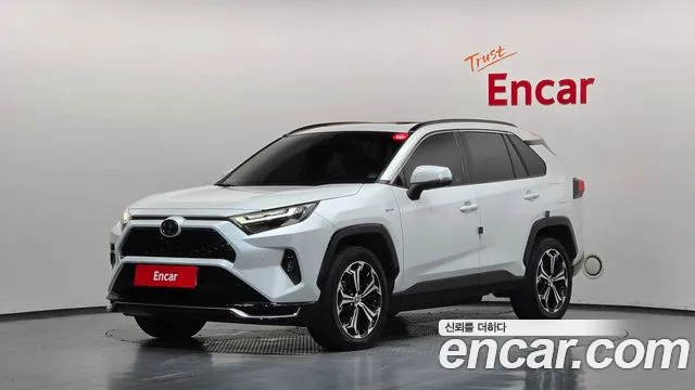 Toyota RAV4 2025 — photo 1