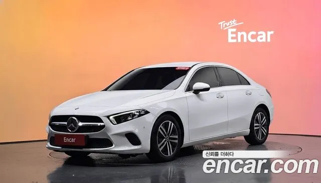 Mercedes-Benz A-Class 2021 — photo 1