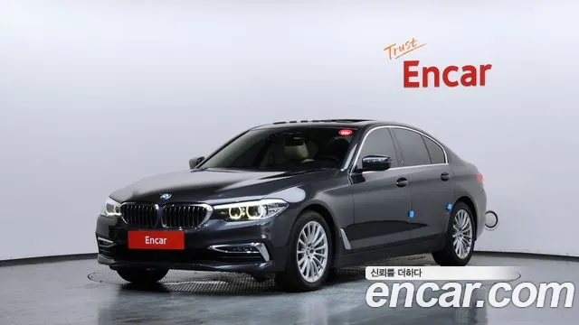 BMW 5-Series 2020 — photo 1