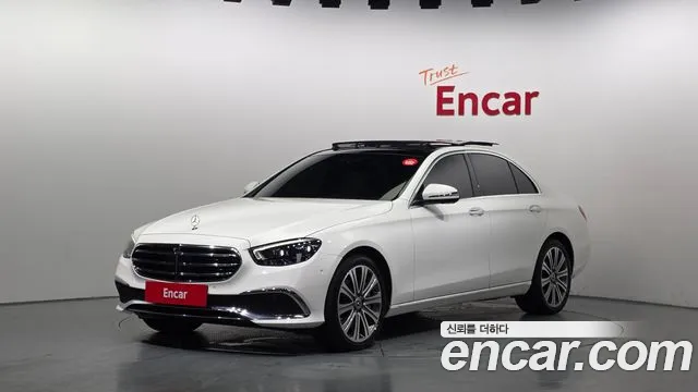 Mercedes-Benz E-Class 2021 — photo 1