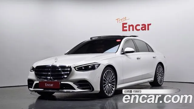Mercedes-Benz S-Class 2023 — photo 1