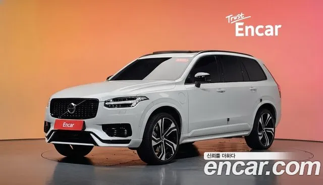Volvo XC90 2021 — photo 1