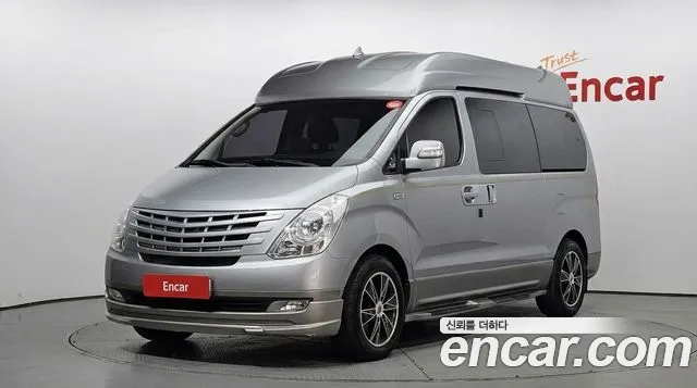Hyundai Starex 2011 — photo 1
