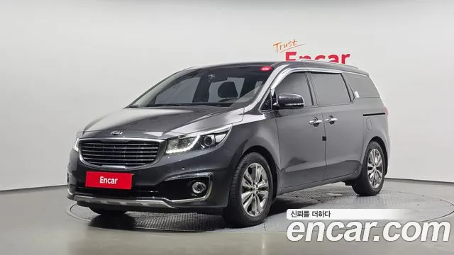Kia Canival 2018 — photo 1