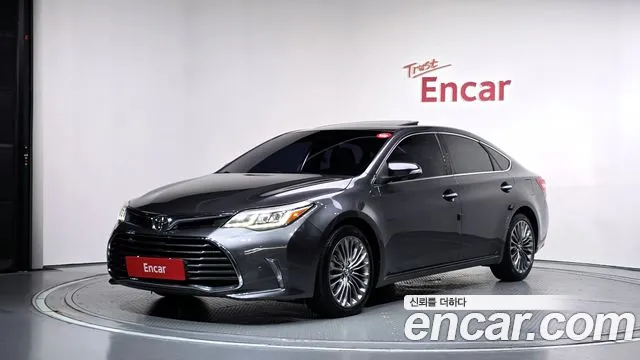 Toyota Avalon 2016 — photo 1