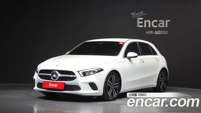 Mercedes-Benz A-Class 2022 — photo 1