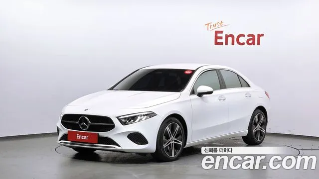 Mercedes-Benz A-Class 2026 — photo 1