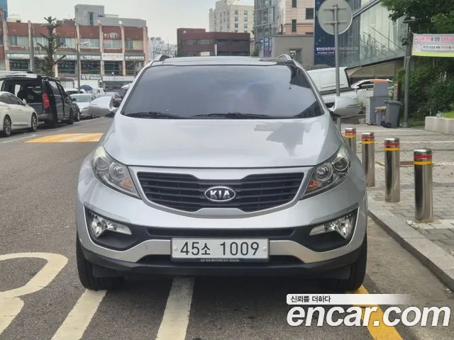 Kia Sportage 2012 — photo 1