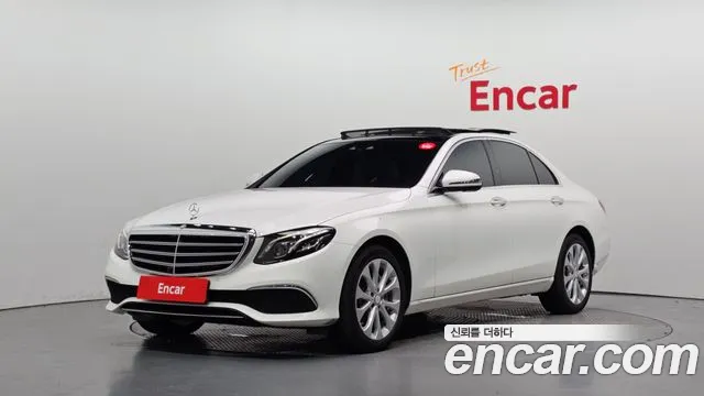 Mercedes-Benz E-Class 2017 — photo 1
