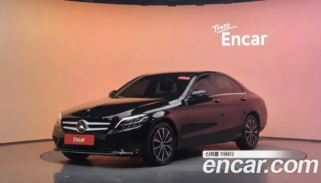 Mercedes-Benz C-Class 2019 — photo 1