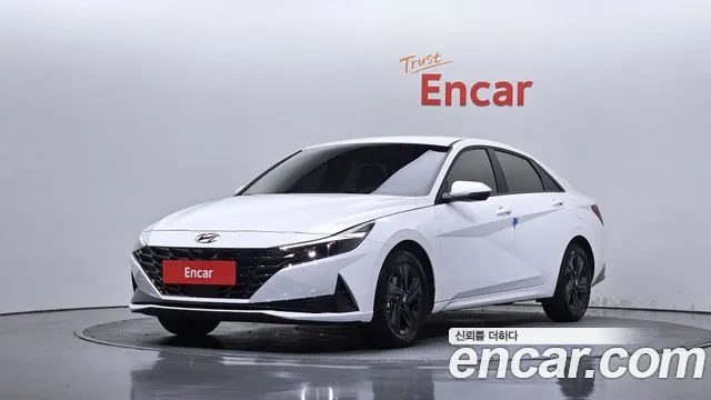 Hyundai AVANTE 2023 — photo 1