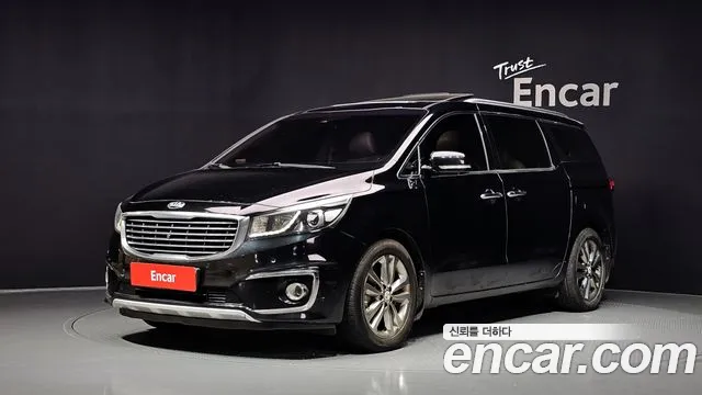 Kia Canival 2017 — photo 1