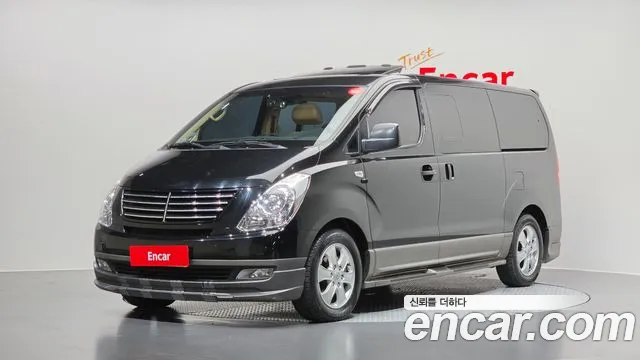 Hyundai Starex 2011 — photo 1
