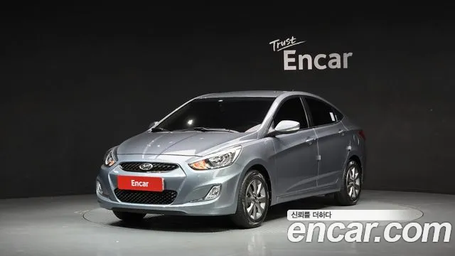 Hyundai Accent 2018 — photo 1