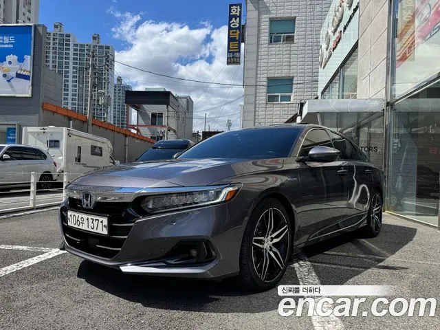 Honda Accord 2021 — photo 1