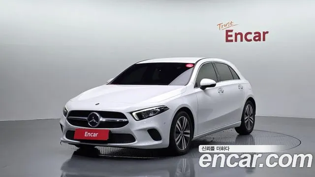 Mercedes-Benz A-Class 2021 — photo 1