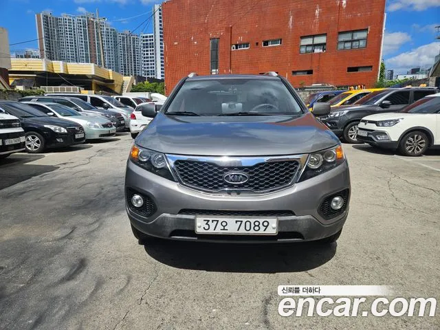 Kia Sorento 2011 — photo 1