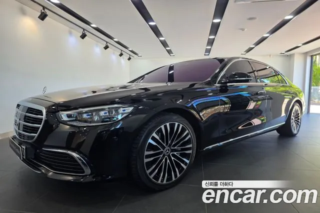 Mercedes-Benz S-Class 2021 — photo 1