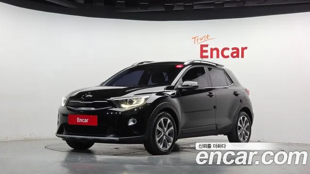 Kia Stonic 2018 — photo 1