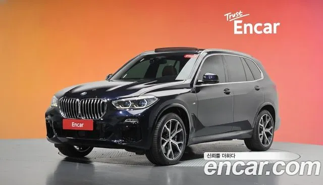 BMW X5 2019 — photo 1