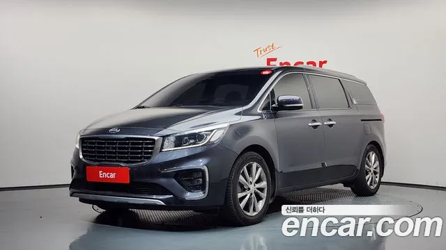 Kia Canival 2019 — photo 1