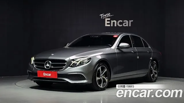 Mercedes-Benz E-Class 2020 — photo 1