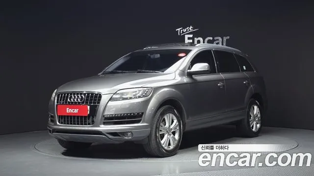 Audi Q7 2015 — photo 1