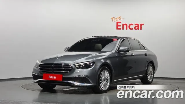 Mercedes-Benz E-Class 2021 — photo 1