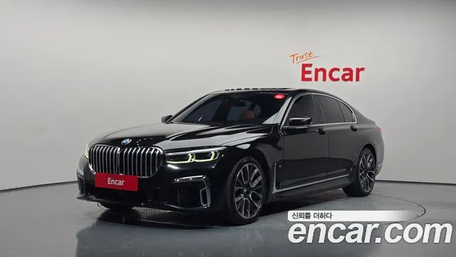 BMW 7-Series 2021 — photo 1